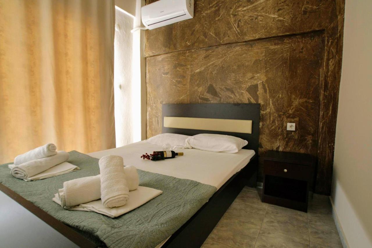 Ldg Rooms Olympiakí Aktí 外观 照片