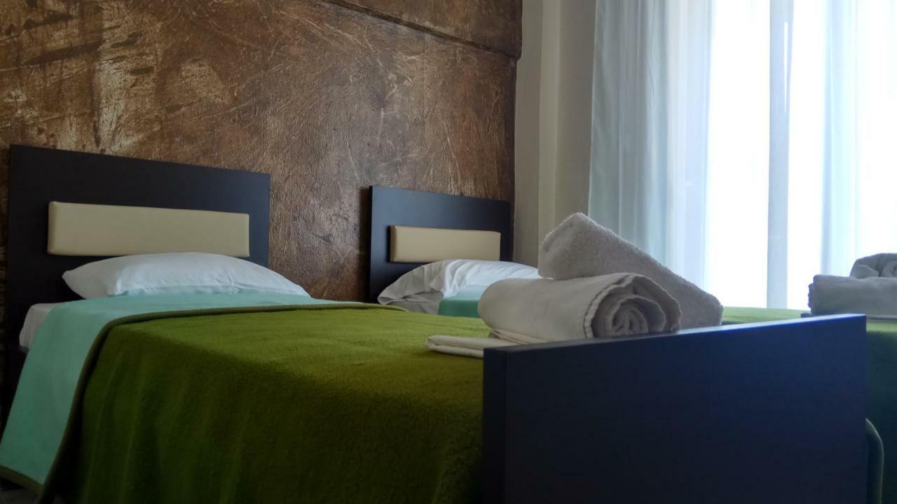 Ldg Rooms Olympiakí Aktí 外观 照片